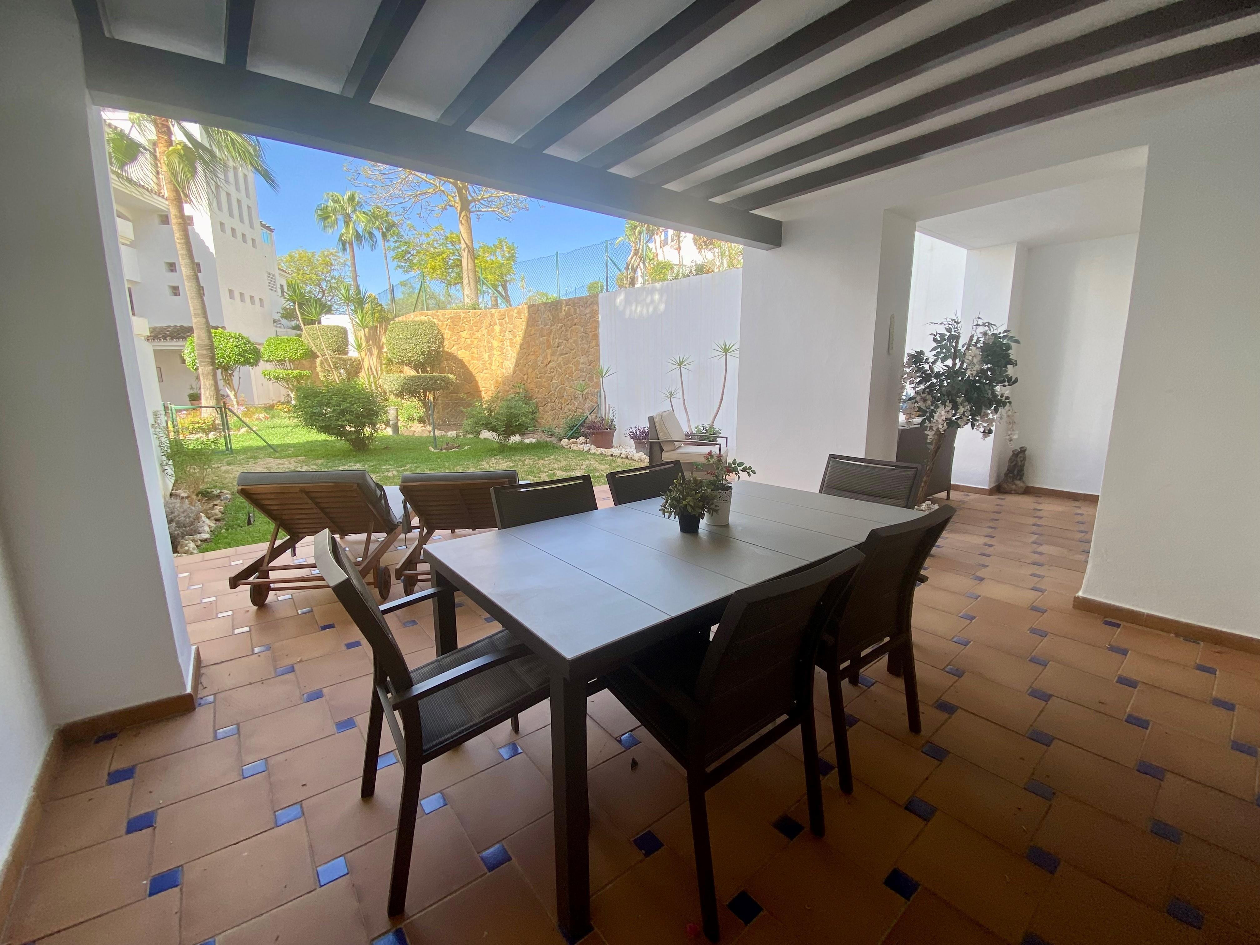 Spacious Ground-Floor Apartment With Garden